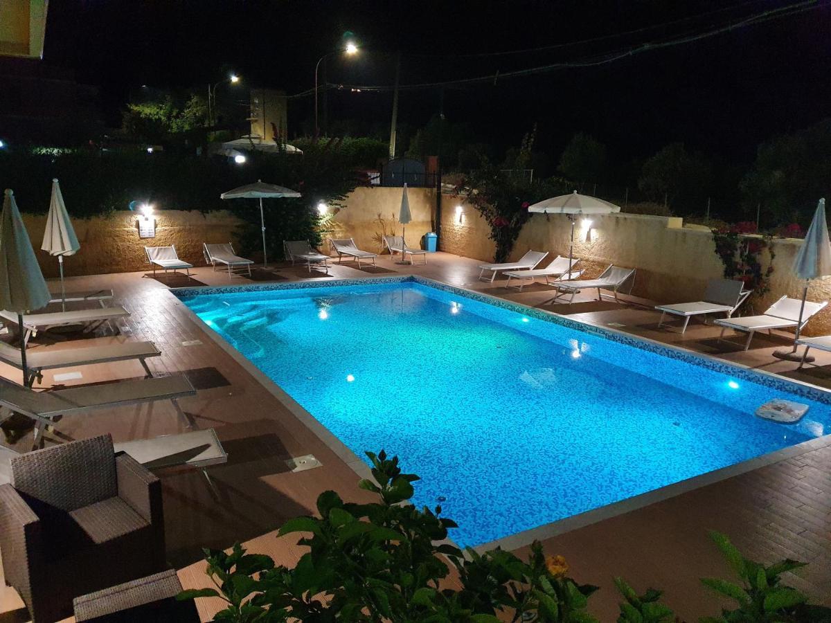 Laura Casa Vacanze 카포바티카노 외부 사진