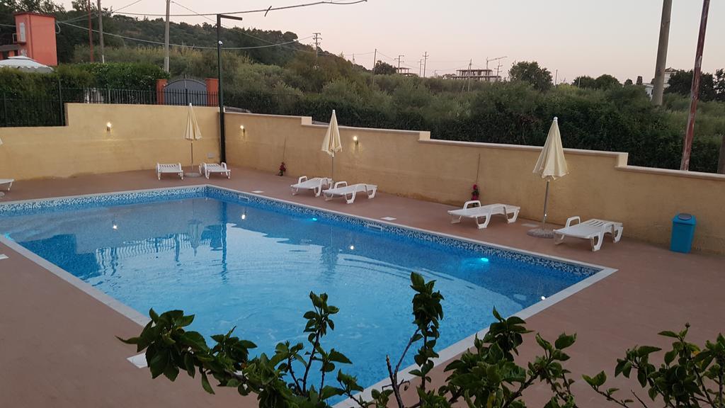 Laura Casa Vacanze 카포바티카노 외부 사진